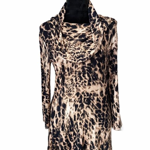 Cowl Neck Leopard 🐆 Print Dress or Tunic. - Picture 2 of 5
